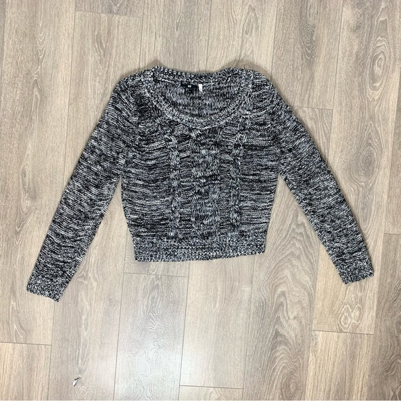 H&M Heathered Marle Cable Knit Sweater Pullover Chunky Black White Size Small - Picture 3 of 13